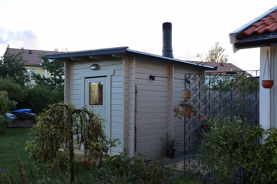 Bastustuga med funkiskänsla